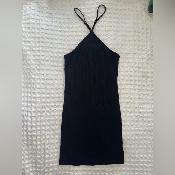 Urban Outfitters Y-Neck Ribbed Halter Dress - Picture 2 of 6